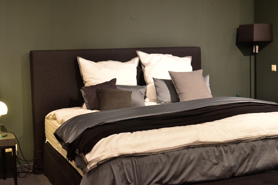 Kako se biraju najbolji prekrivači za krevet u enterijeru