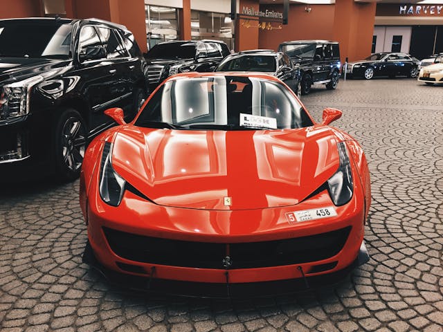 Kako su luksuzni automobili oblikovali pop kulturu?