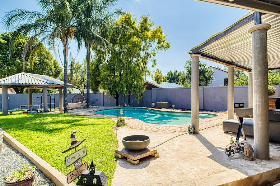 Mali trikovi koji vaš spoljašnji prostor pretvaraju u privatnu oazu mira